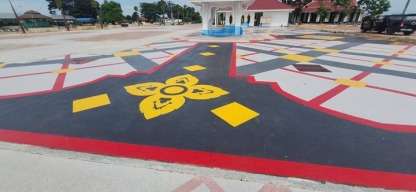 พื้นลานลายไทยประยุกต์ - พื้นโพลีไวนิลคละสีชนิดเคลือบแข็ง - บารมี