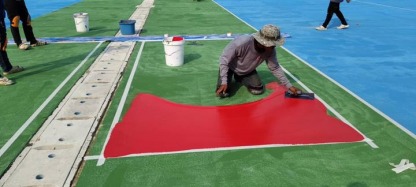 สนามกีฬากลางแจ้ง - พื้นโพลีไวนิลคละสีชนิดเคลือบแข็ง - บารมี